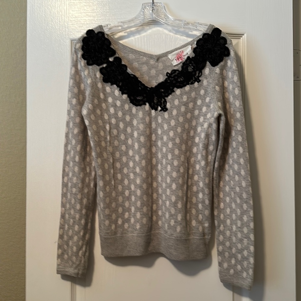 Anthropologie knit  vneck sweater